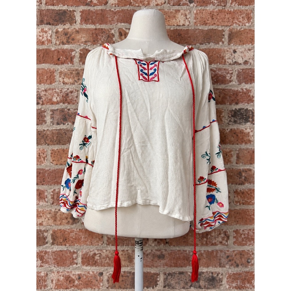 White Cotton Gauze Embroidered Tassel Peasant Blouse M Boho Costal Cottagecore